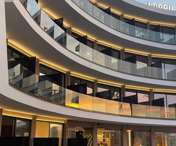 381880424_704135751569375_2242698696950609761_n